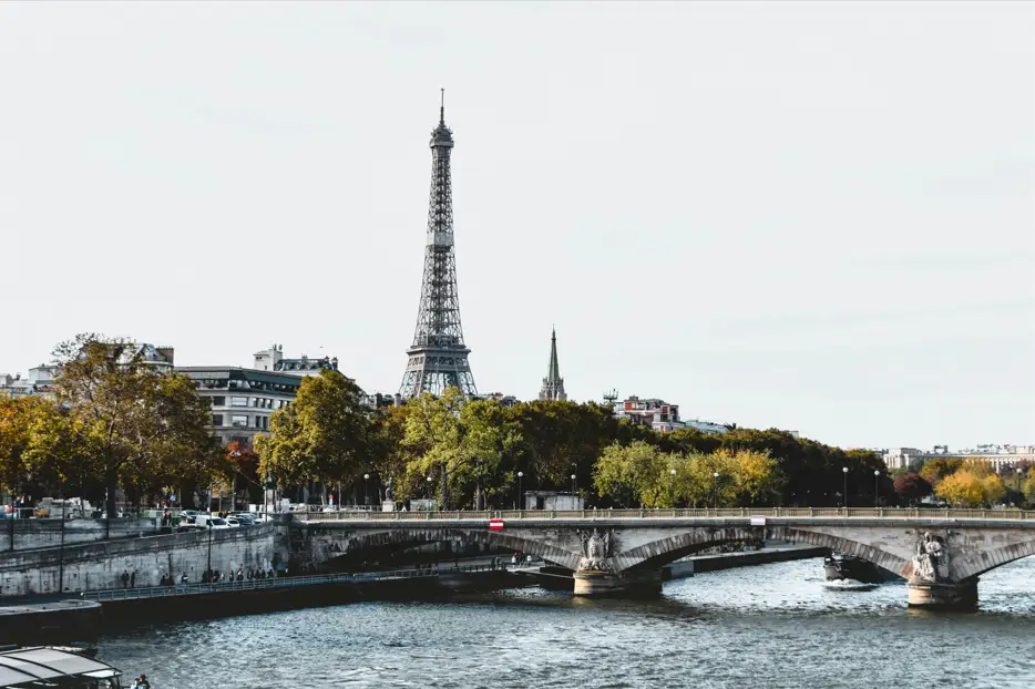 Destino francia
